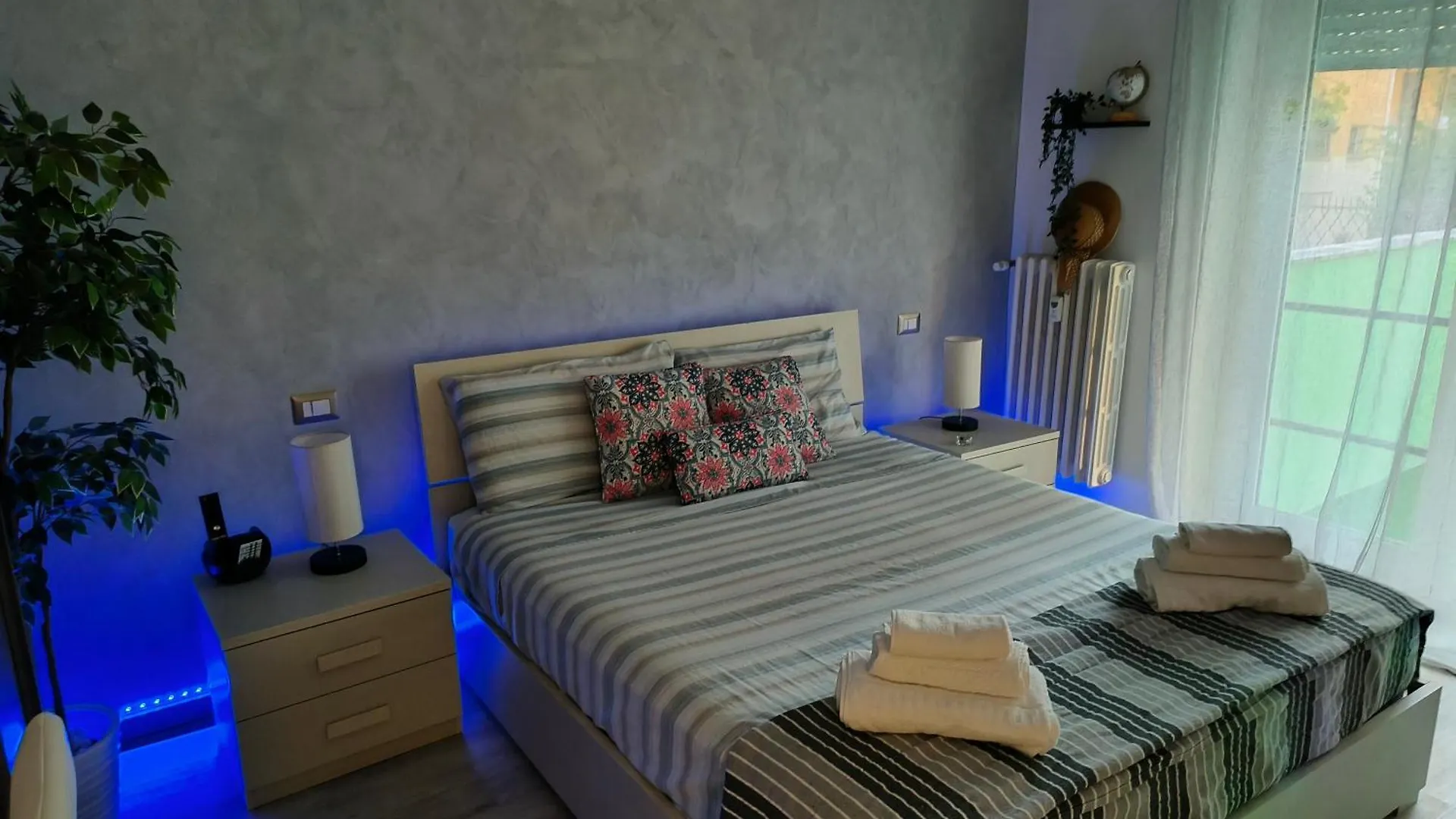Relax Room Apartment Roma Italia